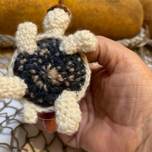 Crochet Cream & Blue Lava Bead Essential Oil Diffuser Gopher Turtle Ornament SK - Picture 4 of 6